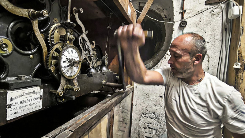 KOCA SAAT'İN SAATÇİSİ